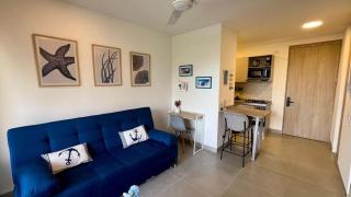 Comfortable Apartment Facing the Sea & Beach | Don Jaca - 1