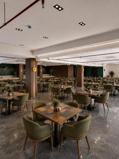 Royal City Plaza Hotel - 2
