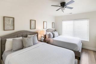 Modern 3BR Home - Pool, Private Hot Tub, Fire Pit, xBox - 1