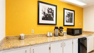 Hotel Brewton - 3