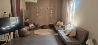 Gill's place - 9