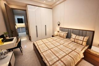 Modern 1BHK in DLF Phase 3 Near Cyber City - 2