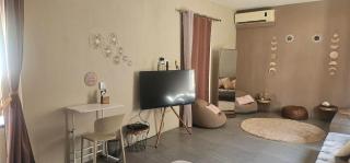 Gill's place - 3