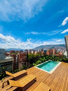 Iconik Hotel - 8