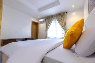 Lovely 3 bed Life Camp Apartment- Sleeps 6 - 1