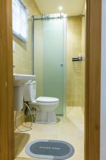 Lovely 3 bed Life Camp Apartment- Sleeps 6 - 2