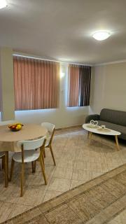 Apartments Breeze Varna - 1