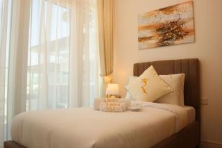 Tranquil 2BR Hideaway - Peaceful Urban Retreat - 4