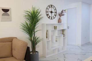 Tranquil 2BR Hideaway - Peaceful Urban Retreat - 1