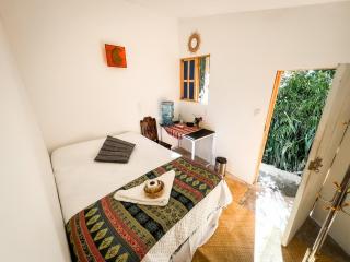 Unicorn Reborn - Peaceful Rentals - 8