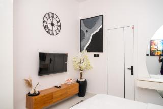 Crest Apartment - 5