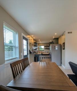 Bentonville Basecamp - Near Trails & Downtown - 3