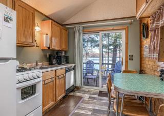 Acorn Cabin Resort Lake Beach Kayaks & More - 7