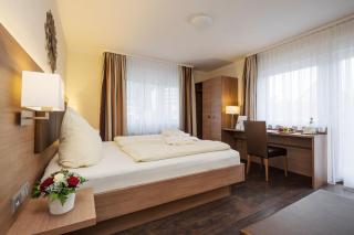 Hotel-Gasthaus Adler - Schopfheim - 0