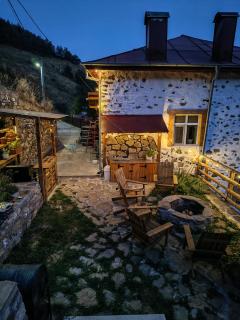 House Slivovi - a tavern with a fireplace and a panoramic view - 5