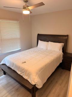 PSU 2br 2ba Townhome w Parking Near Campus Stadium - 4