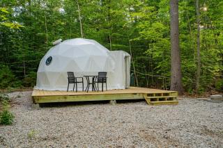 Pleasant River Glamping Dome 2 King Bed - 1