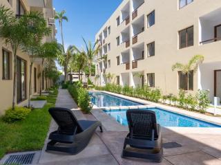 Relax by the Pool at Cerritos Beach - 6