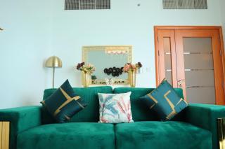 Modern 1BR Oasis - Sleek City Haven - 5