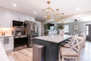 Luxury 3BR Pond View Home with Gameroom - 5