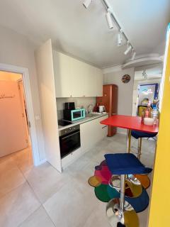 New! THE YELLOW BOOM! Designer Studio - 6