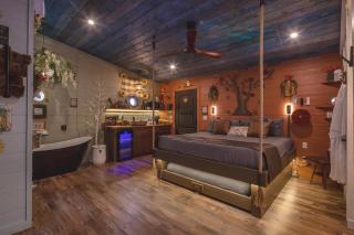 Sanctuary Treehouse Resort - 0