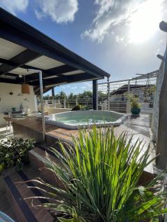 Beachfront Paradise at El Limon - 0