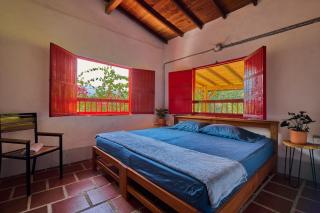 La Mestiza - 1