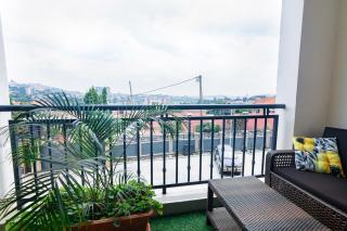 Elegant 2BR-Stunning Ntinda Views-Prime Location - 3