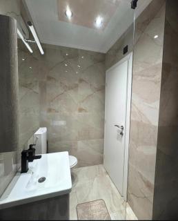 Georgeous lux apartment # beige - 2