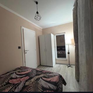 Georgeous lux apartment # beige - 4