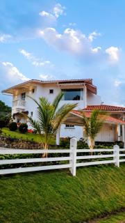Residencia Paraiso de Montana en Altos del Maria - 0