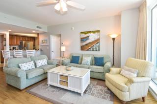 Silver Beach Towers W1102 - 3