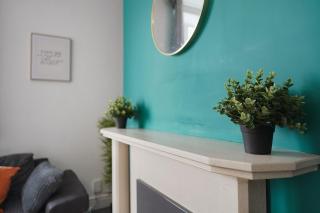 Business and Contractor Stay - 4