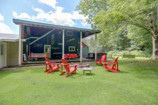 Carley House Too: Pet Friendly, Hot Tub, Fire Pit! - 9