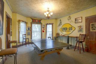 Downtown Spacious 5BR w/ Game Room - 8