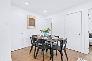 New Group Suite in Leslieville with Laundry, AC & Heat - StayStreet Suites - 4