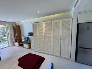 كبانه هاسيندا باي اول صف بحيرة Hacienda Bay Cabana, First Row, Lake - 6