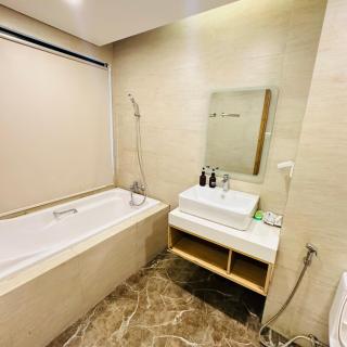 FLC Condotel Seaview Quy Nhon - 7