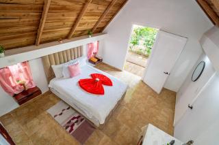 Dreamvilles Ecovillage Bed and Breakfast near Playa Aserradero - 9