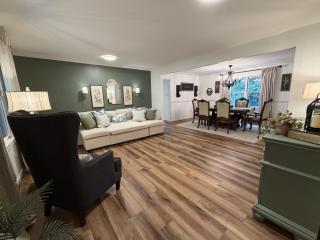 Just West of Little Rock Retreat - 5
