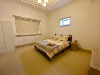 Spacious Private Room in Mckinnon 3 min to Train Station, Cafes and close to Monash Uni - 3
