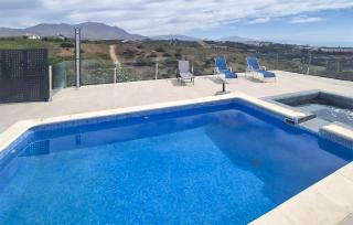 Amazing Apartment In Manilva - 3