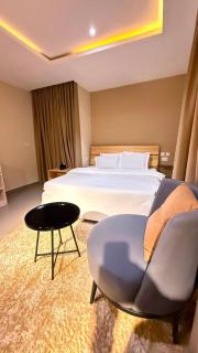 LuxuryHavenSpace - 2