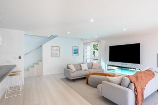 Beachside Retreat with Private Pool - 7