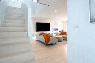 Beachside Retreat with Private Pool - 4
