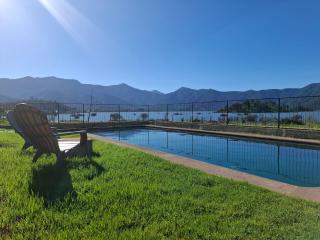 Lakefront Aculeo Red House Wifi Pet & Wood Hot Tub - 0