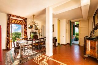 Villa Belvedere Stylish Villa on Tuscan Hills - 3