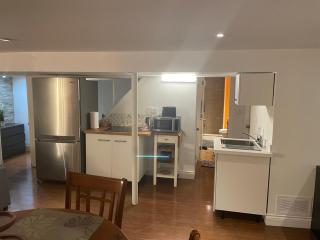 Private Studio Basement Apartment - 5