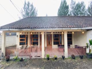 Cozzy Villa KC Cileunca - 1